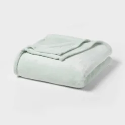 Recycled Polyester Throw Blanket - Room Essentials™ -Optimal Household Items GUEST 011ddd1b 5778 4884 8143 f215ea2d5c41