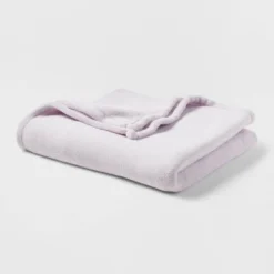 Solid Microfiber Reversible Decorative Bed Set With Throw - Room Essentials™ -Optimal Household Items GUEST 6e5014f7 164c 447c 8a93 208edb573118