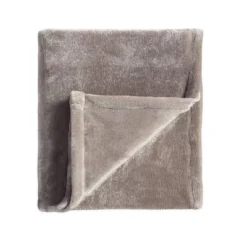 5pc King Geo Reversible Decorative Comforter Set With Throw Black/Gray - Room Essentials™ -Optimal Household Items GUEST 9243f825 0f83 4e25 ac1f 1021b8de305a