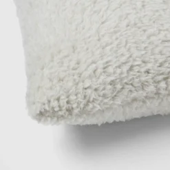 Sherpa Square Pillow - Room Essentials™ -Optimal Household Items GUEST d46c105d a4e9 42ae bd7d df0df6c83e78