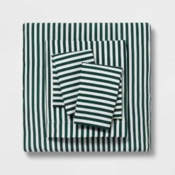 Floral Printed Microfiber Reversible Comforter & Sheets Set Dark Green - Room Essentials™ -Optimal Household Items GUEST d6d9ec39 fc99 4d12 acb1 6e627b49e631